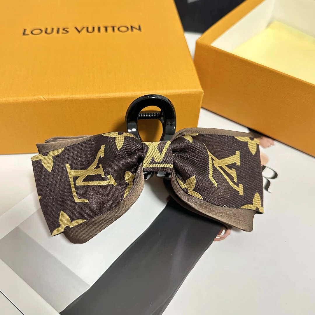 Louis Vuitton Vintage Headband — Photo 8
