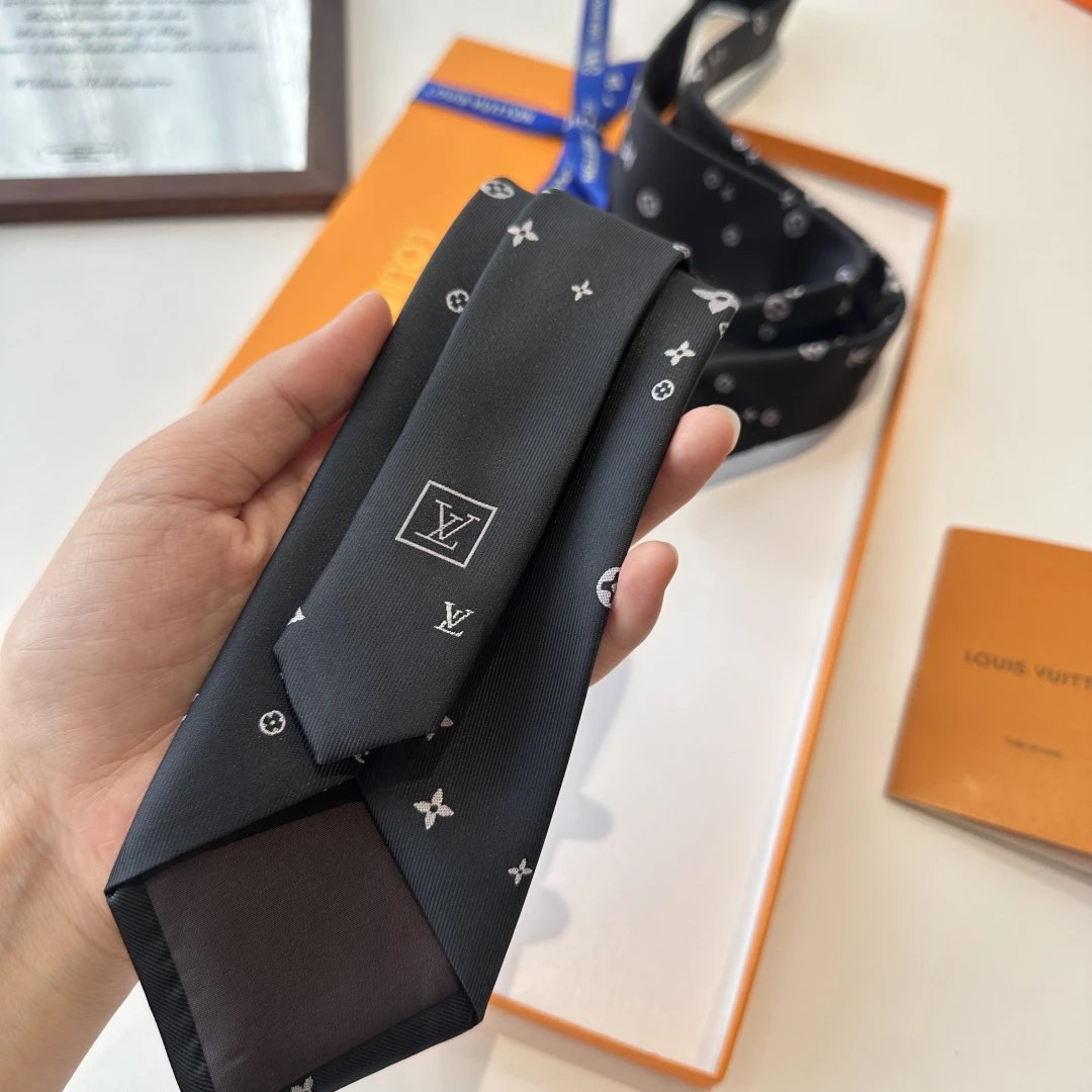 Louis Vuitton Silk Tie Ver.D — Zdjęcie 7