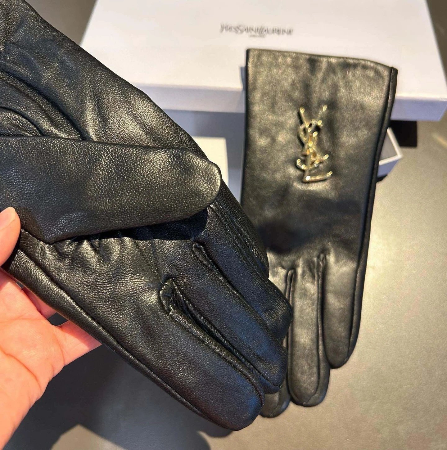 Saint Laurent Lambskin Cashmere Gloves Ver.A — Photo 6