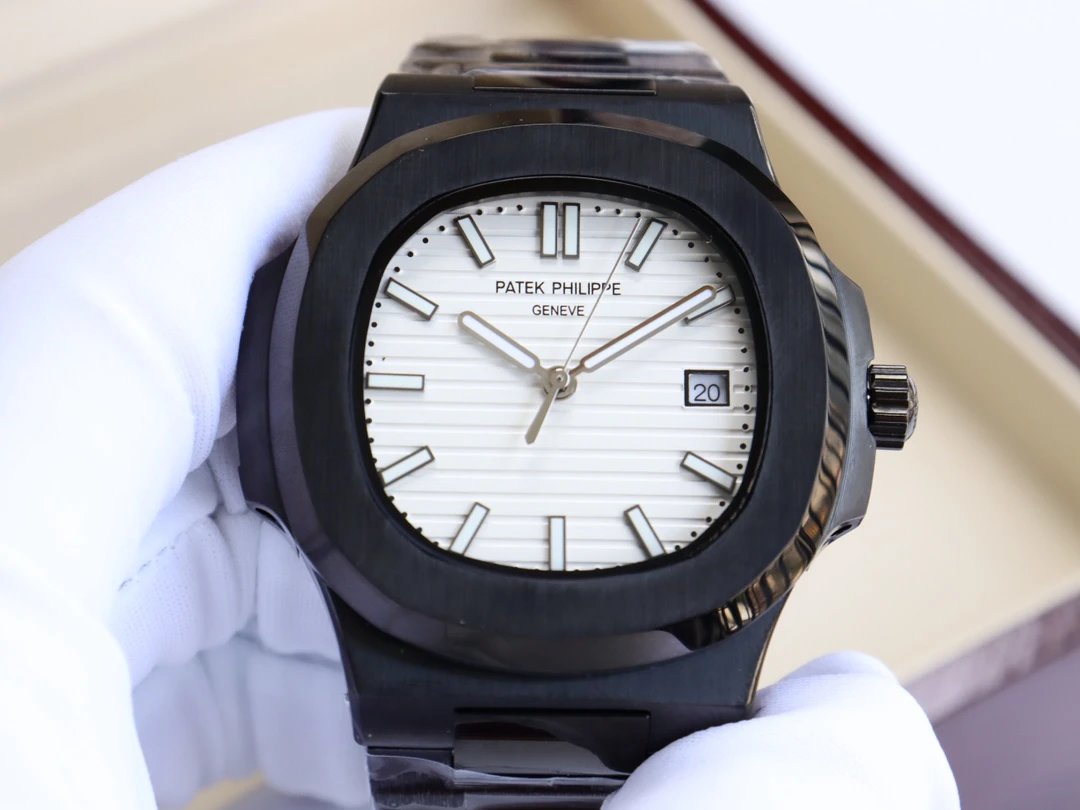 Patek Philippe Nautilus Automatic Watch Ver.A — QC