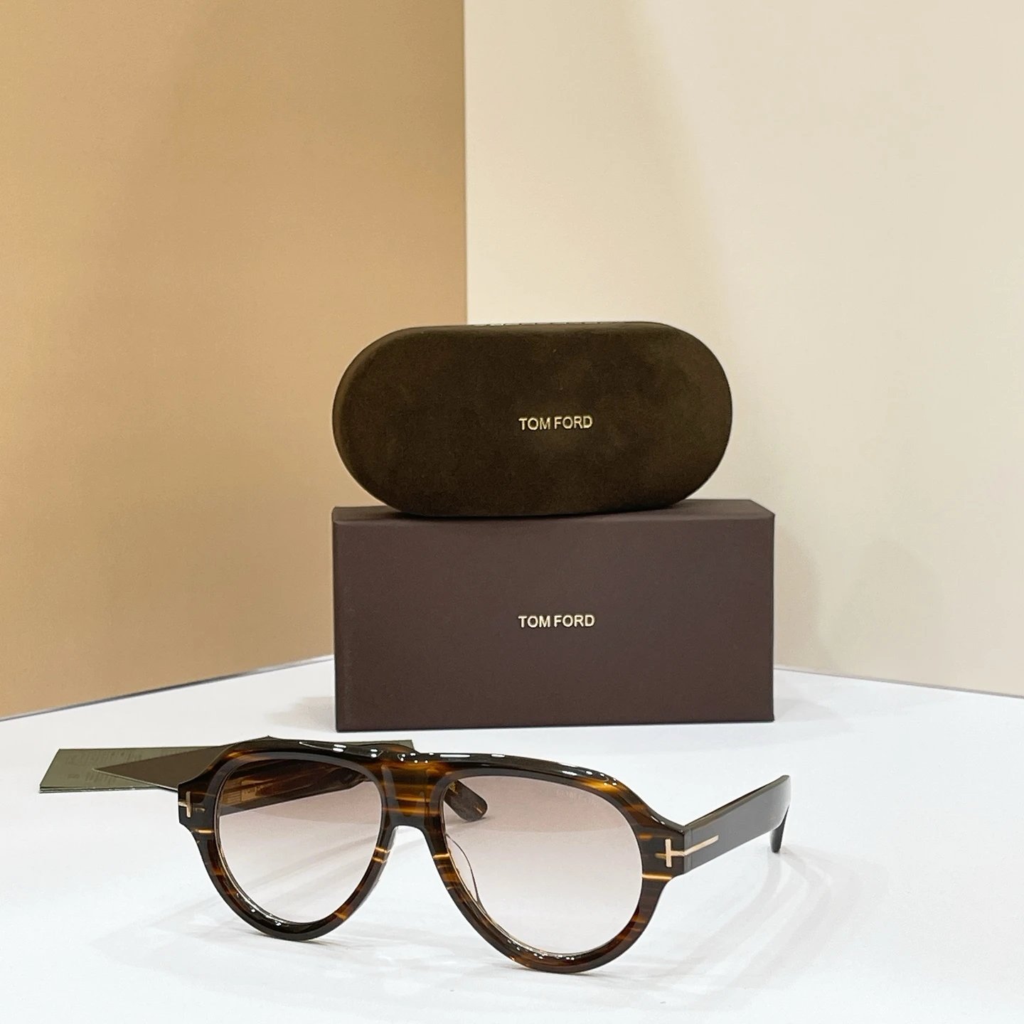Tom Ford Sunglasses Ver.D — photo 3