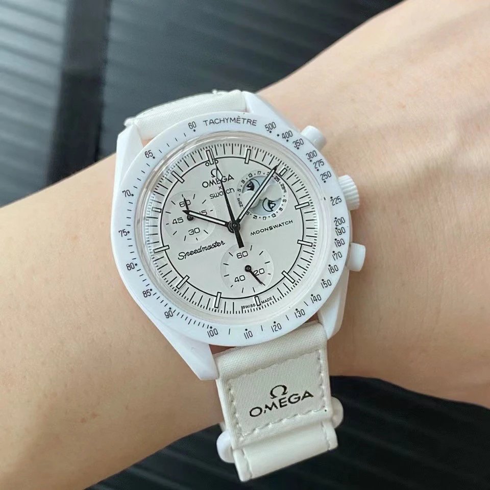 Omega Speedmaster Quartz Watch 42mm Ver.D — photo 4