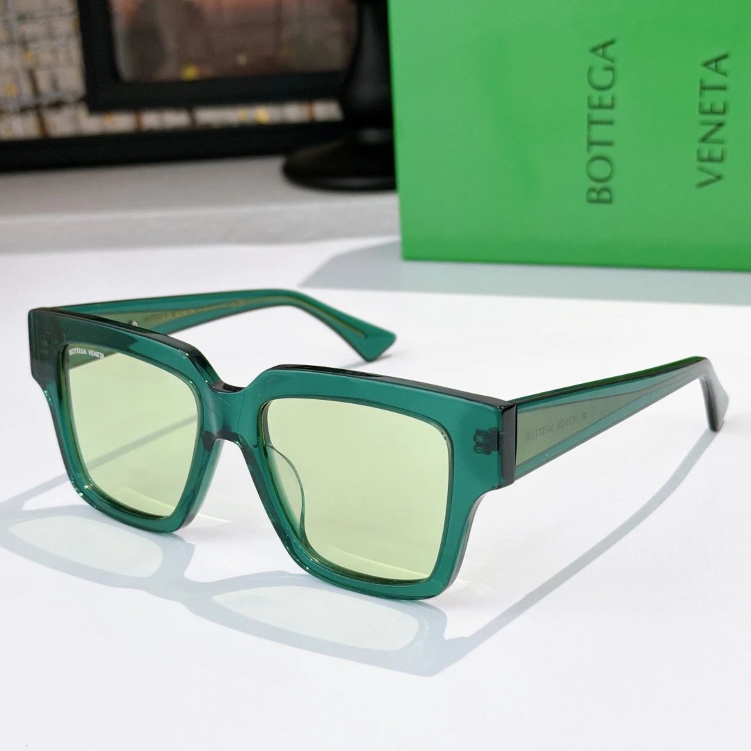 Bottega Veneta BV1276S Sunglasses 52-18-140 Ver.A — Photo 3