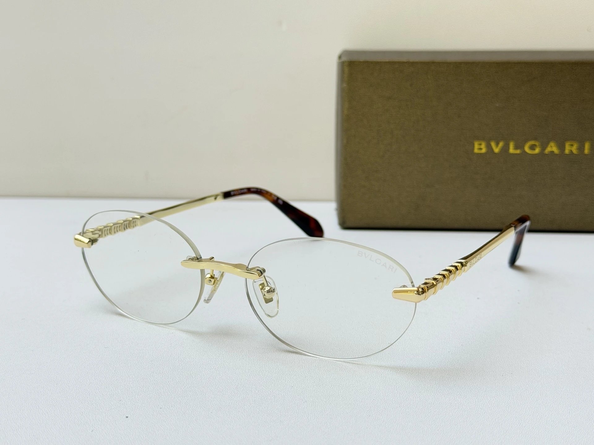 Bvlgari BV50070U Sunglasses 56-16-145 Ver.C — Zdjęcie 7