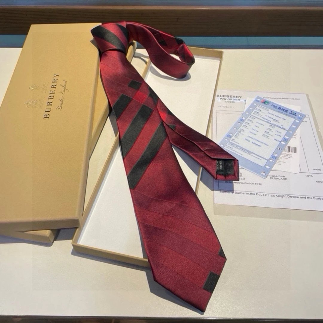 Burberry Silk Tie Ver.G — Photo 8