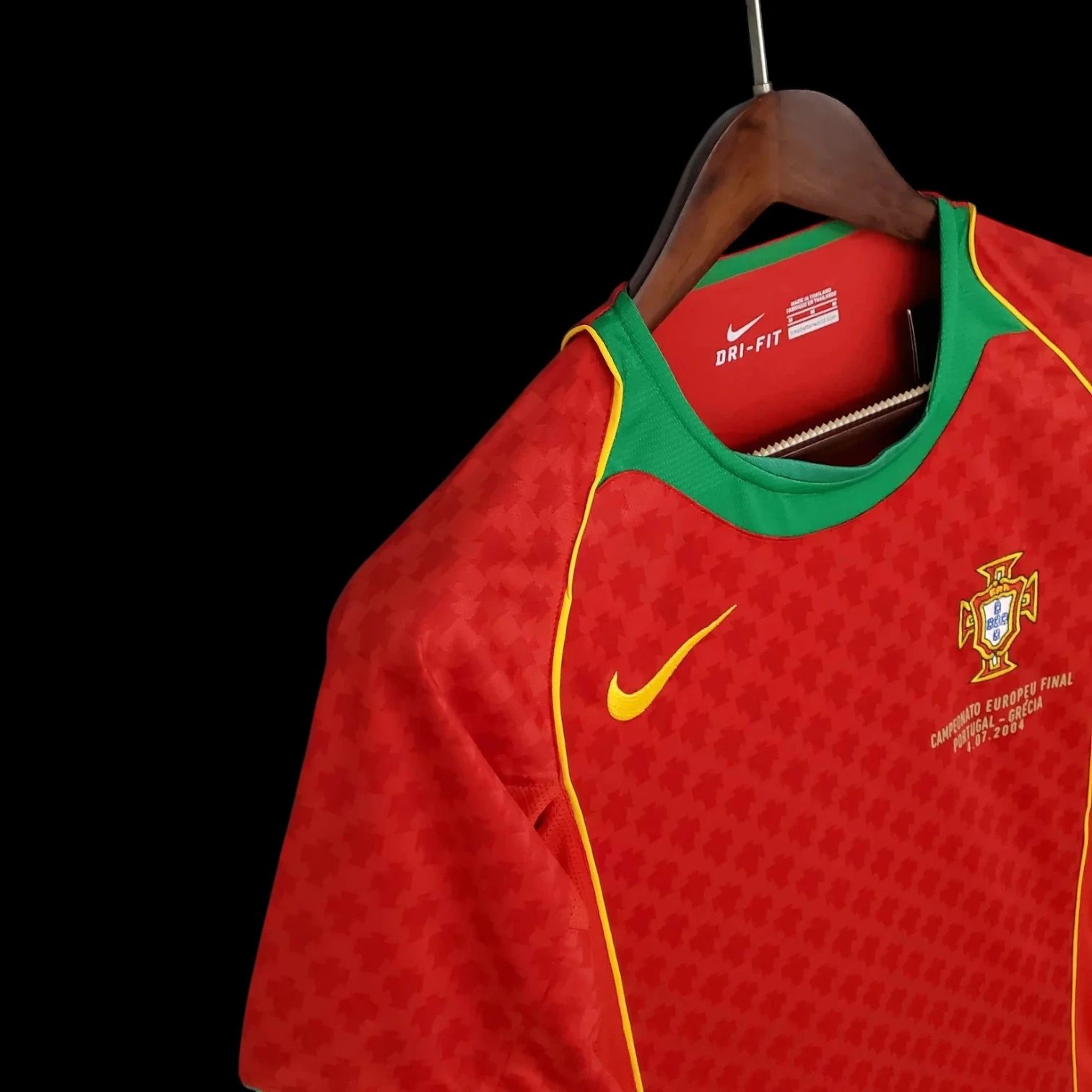 Portugal 2004 Retro Home Jersey — Photo 5