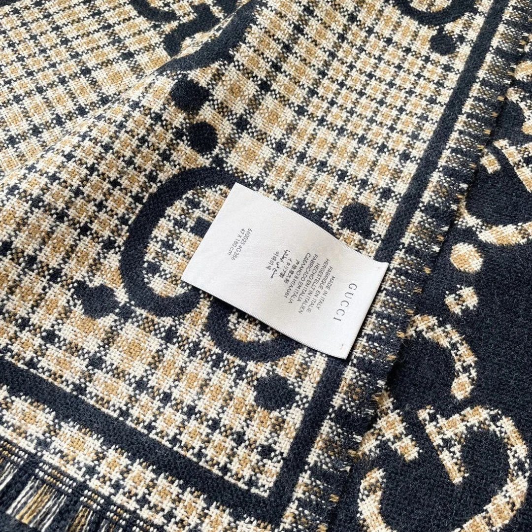 Gucci Cashmere Shawl Ver.E — Photo 8