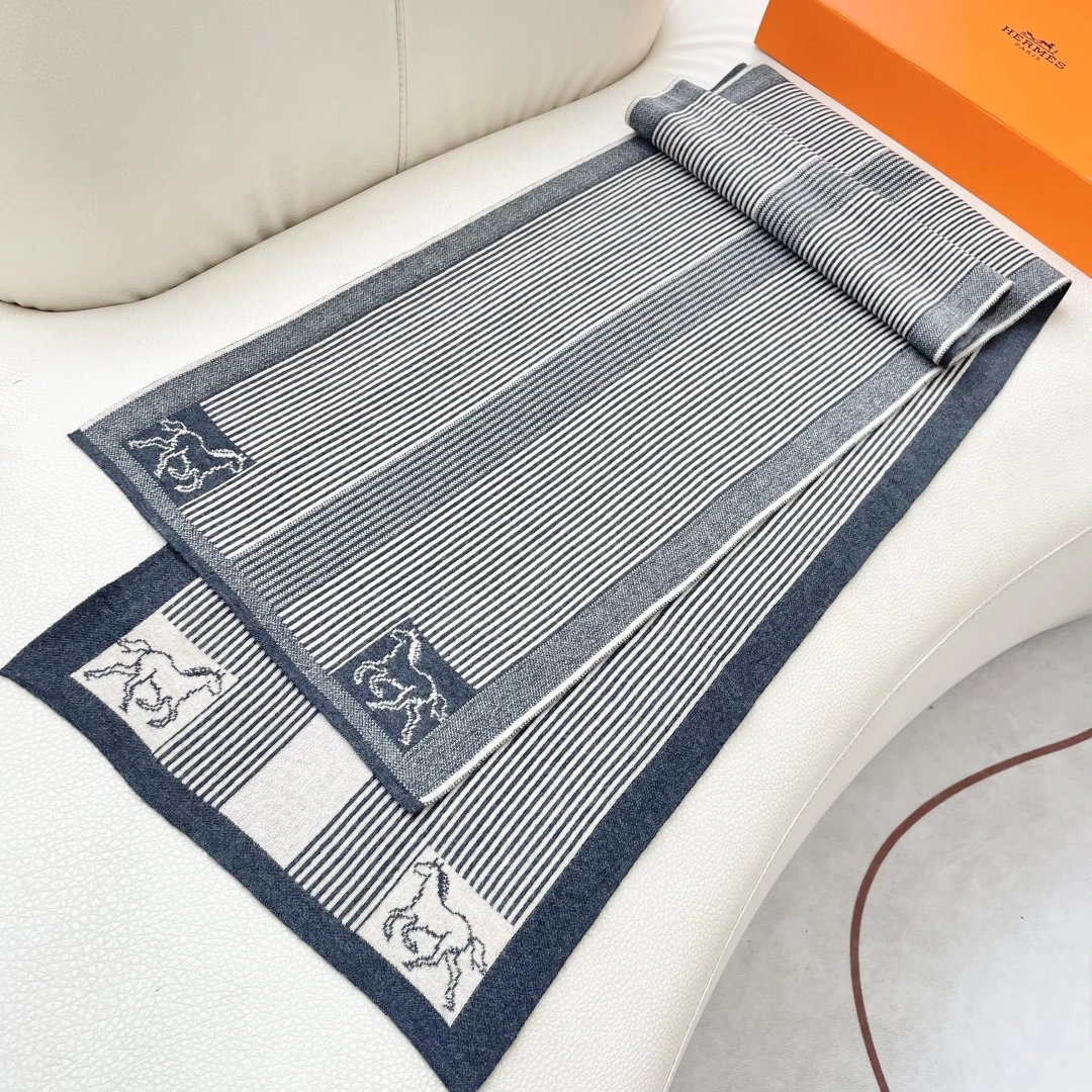 Hermes Cashmere Scarf Ver.C — Photo 7