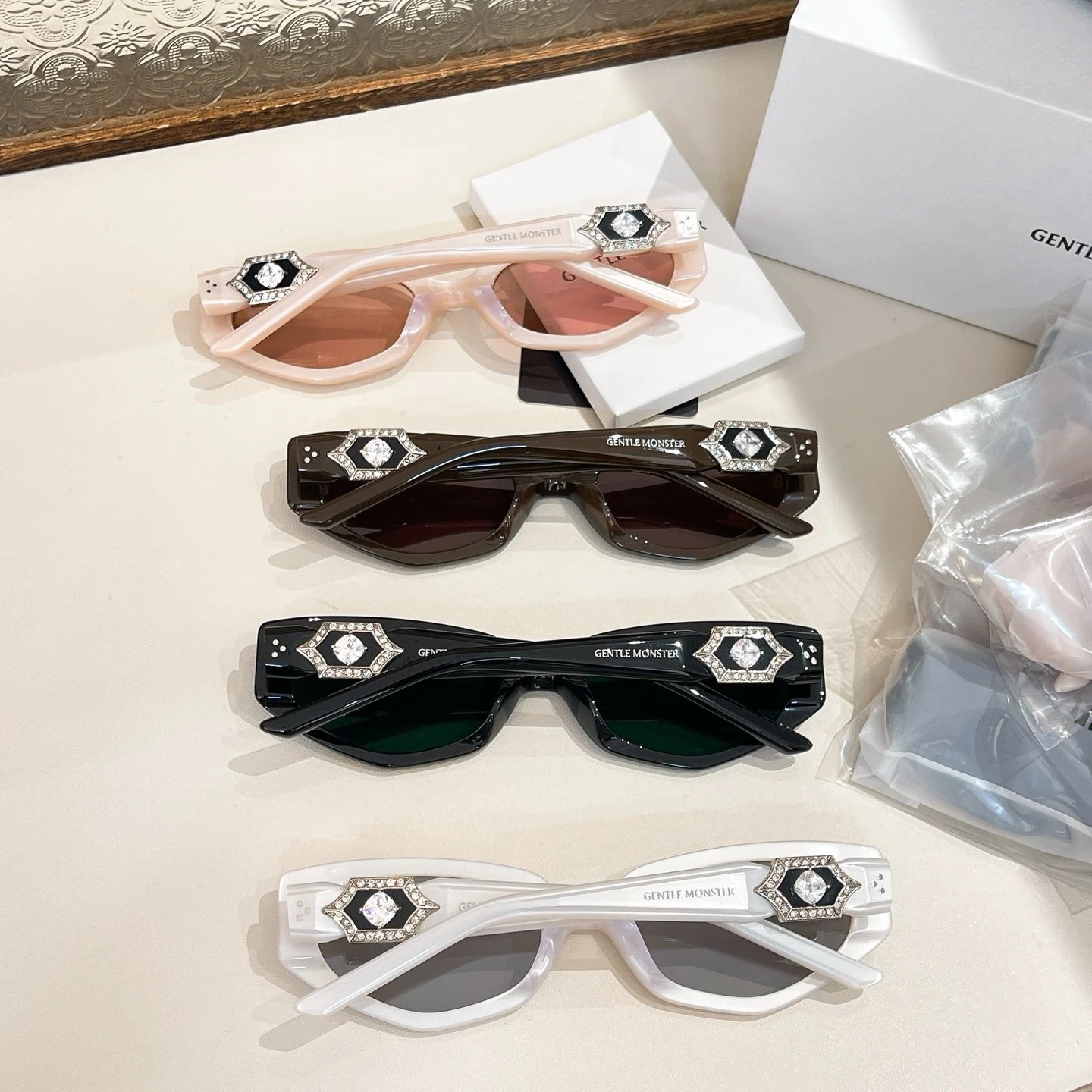 Gentle Monster RUVY VAN Sunglasses 55-22-145 — photo 8