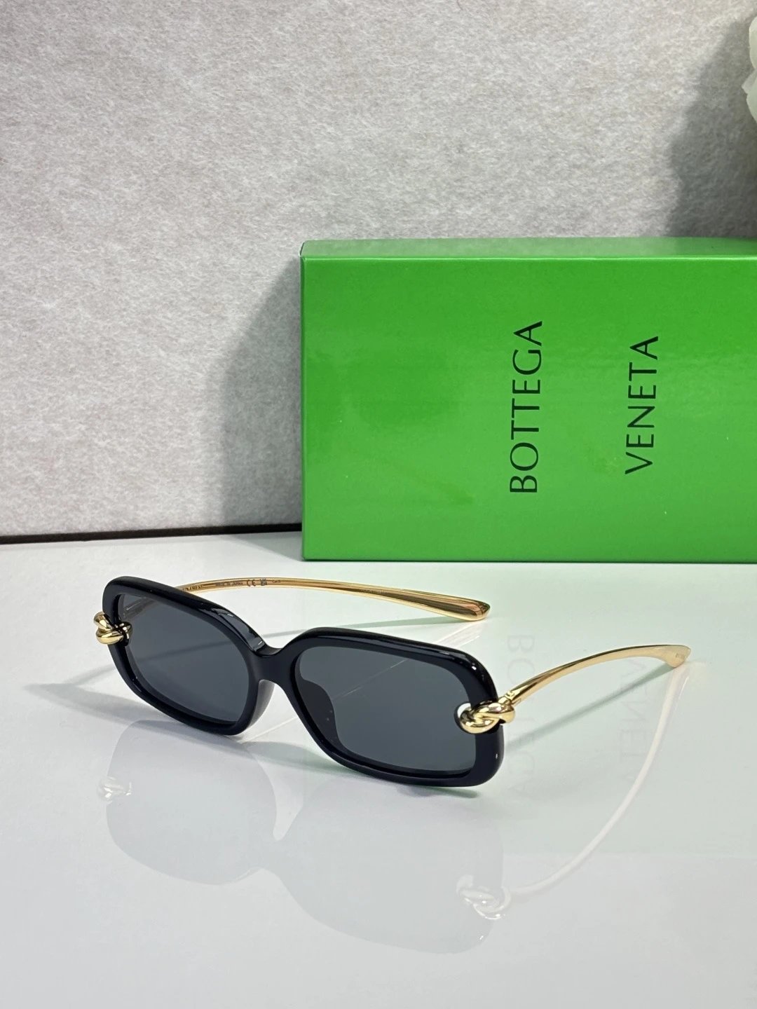 Bottega Veneta BV1440S Sunglasses 55-17-145 — QC