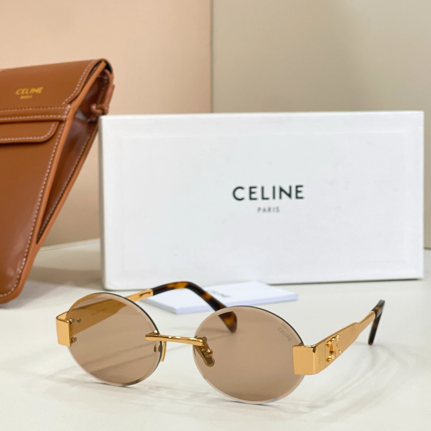 Celine CL42121U Sunglasses 56-17-142 — Zdjęcie 4