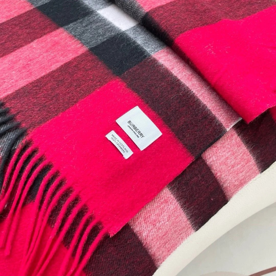 Burberry Cashmere Scarf Ver.F — Photo 8