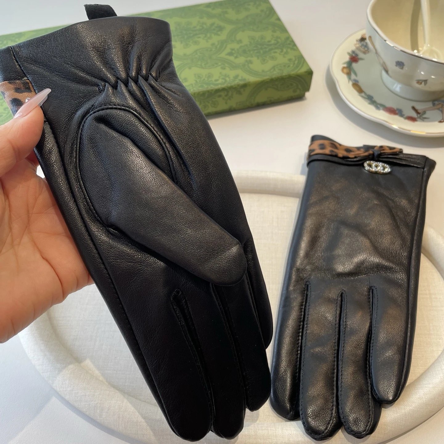 Gucci Lambskin Cashmere Gloves Ver.E — QC