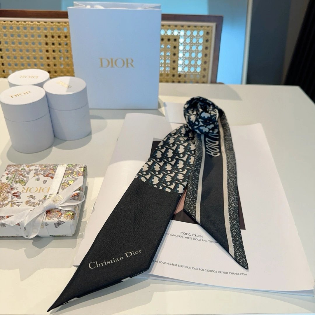 Louis Vuitton Silk Hair Ribbon Ver.E — Photo 8