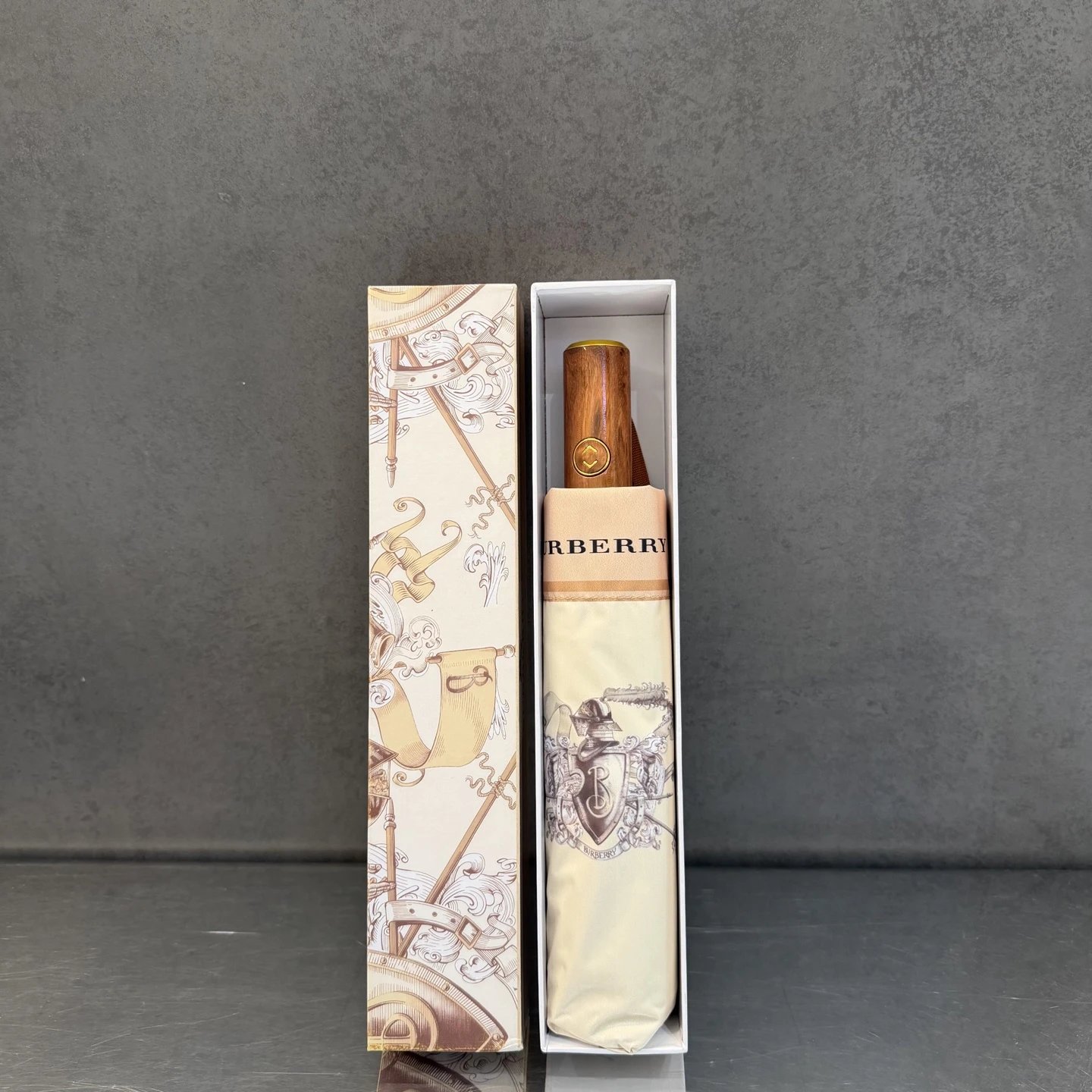 Burberry UV Protection Folding Umbrella Ver.D — Photo 2