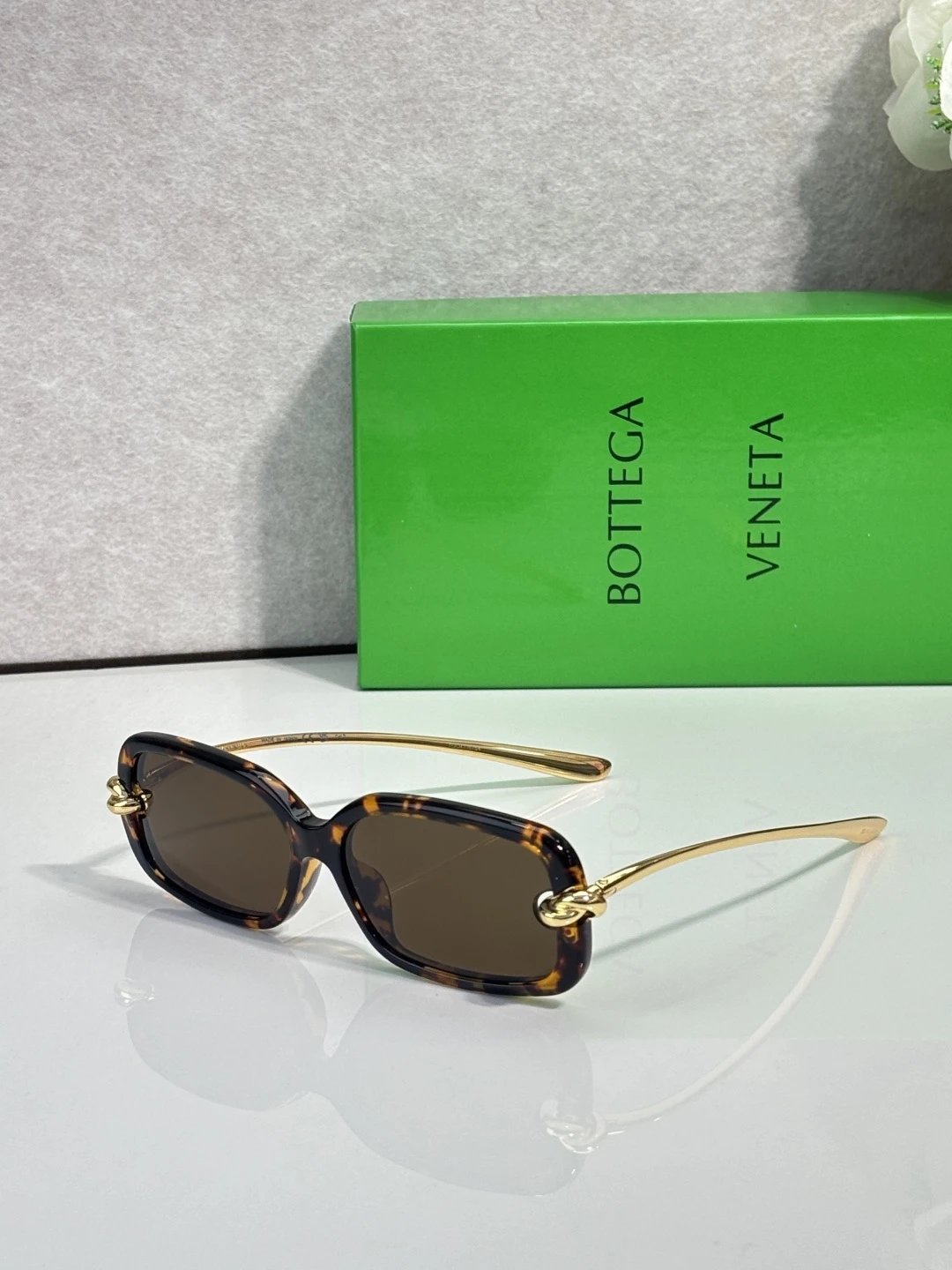 Bottega Veneta BV1440S Sunglasses 55-17-145 — QC