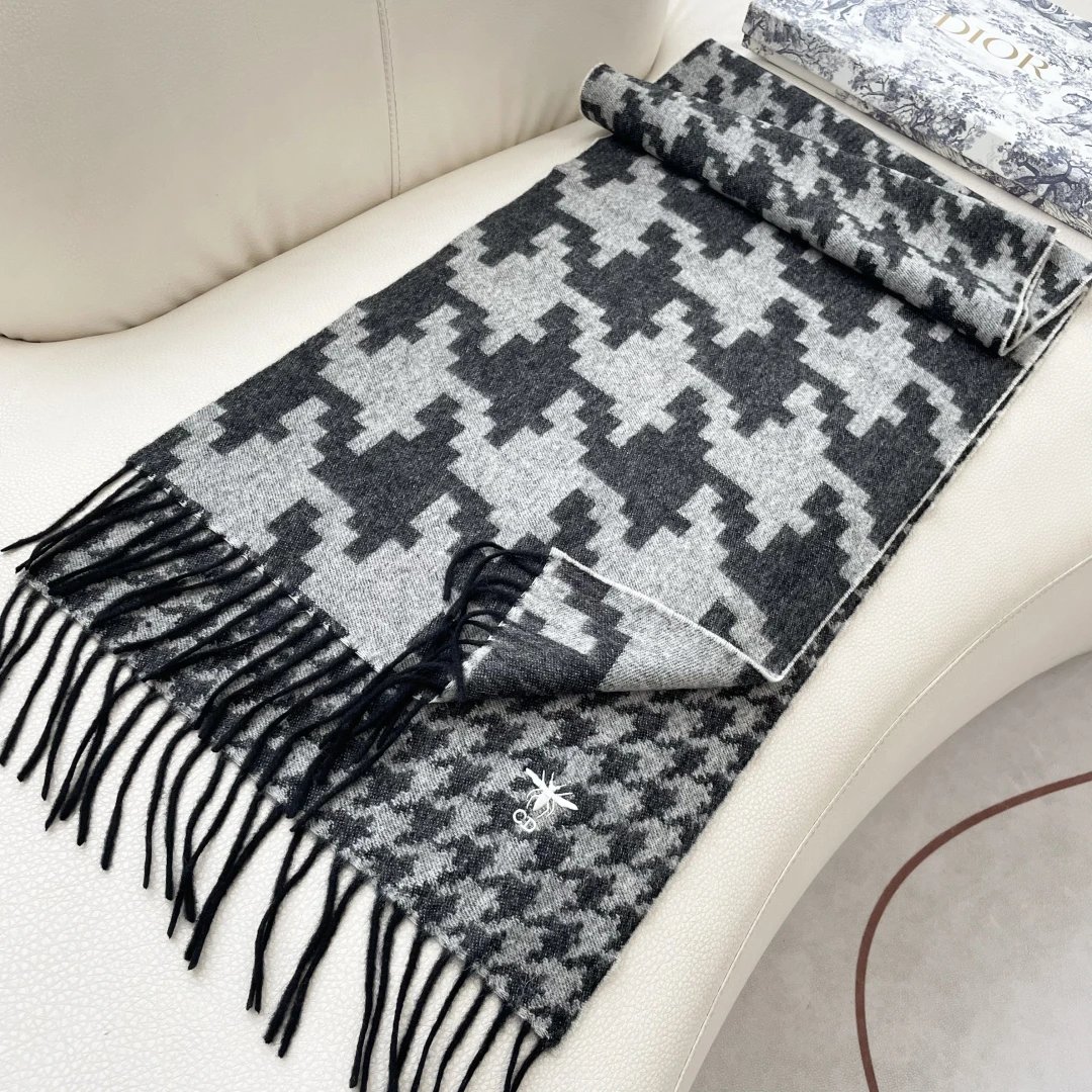Dior Scarf Ver.E — Photo 7
