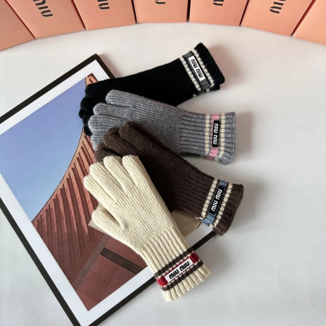Miu Miu Gloves Ver.D — Photo 8
