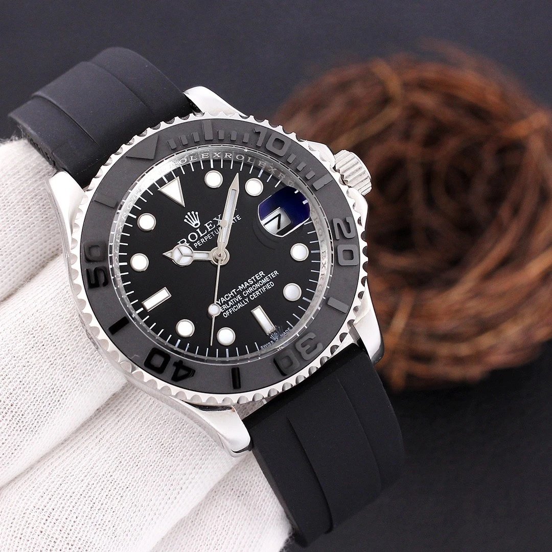 Rolex Yacht-Master horloge met zwarte wijzerplaat en rubberen band Variant G