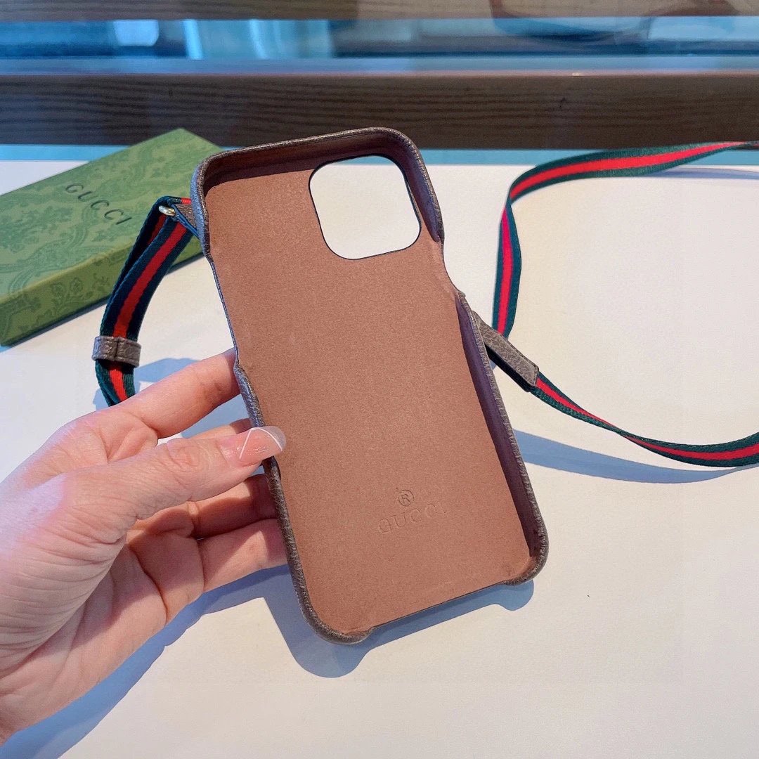 Gucci Strap Phone Case Ver.A — Zdjęcie 6