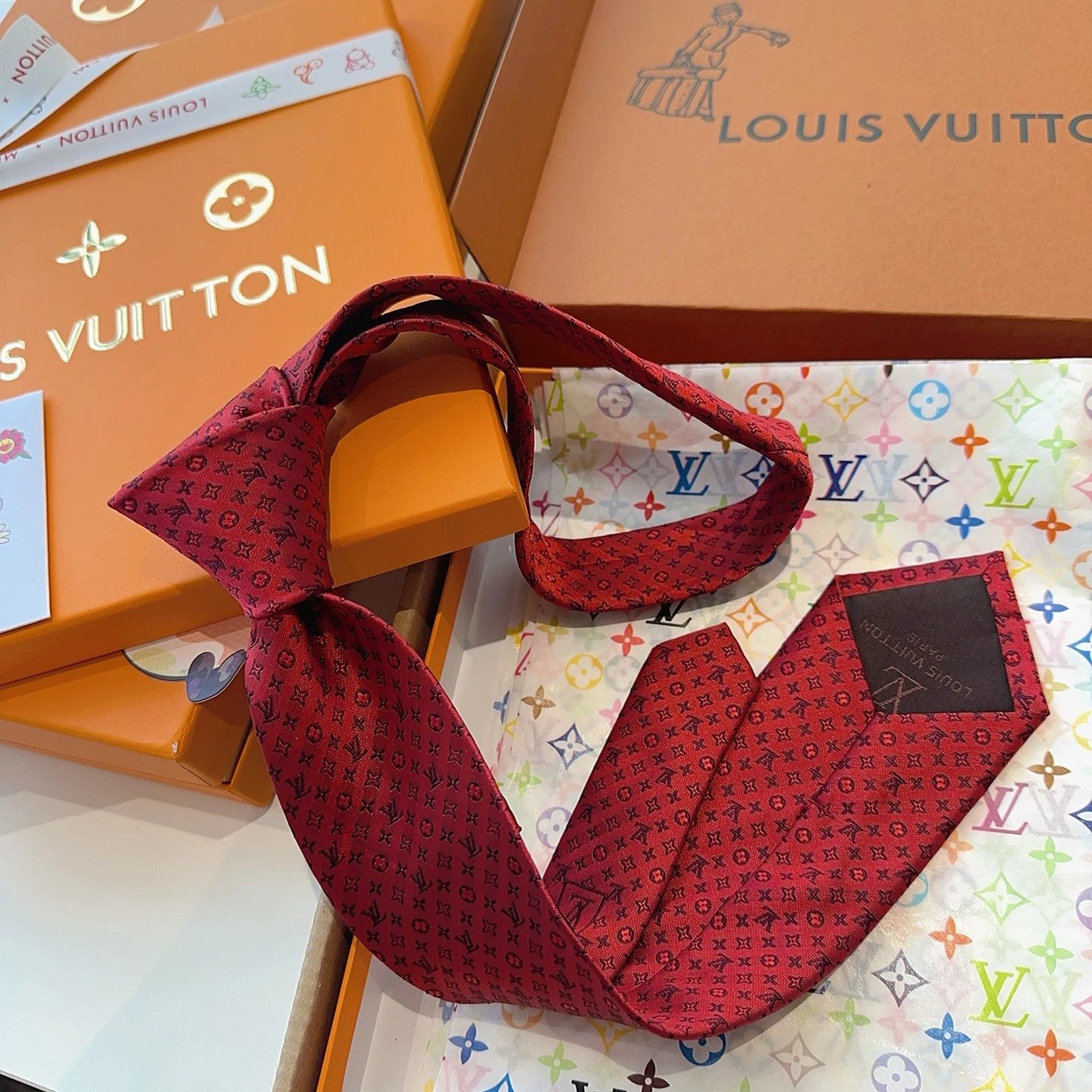 Louis Vuitton Silk Tie Ver.N — Photo 8