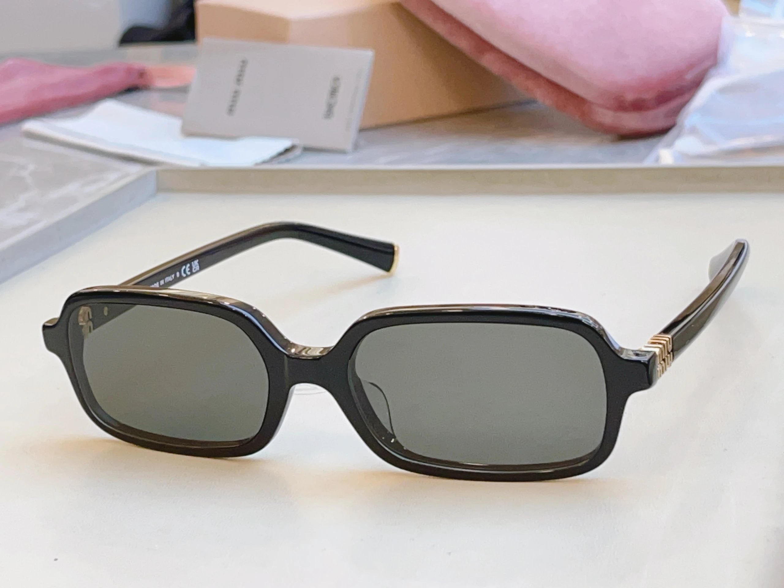 Miu Miu SMU 11Z-F Sunglasses 52-15-140 — photo 3