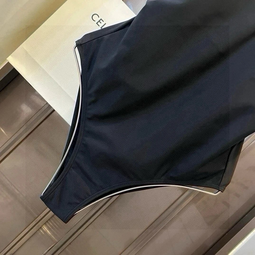 Prada One-Piece Swimwear Ver.C — Zdjęcie 5