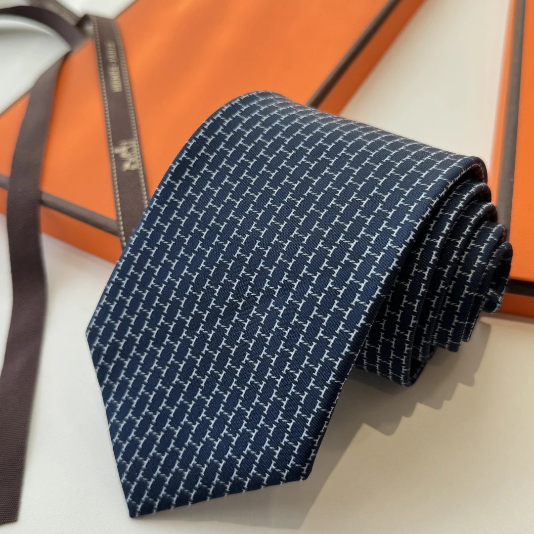 Hermes Silk Tie Ver.P — Photo 8