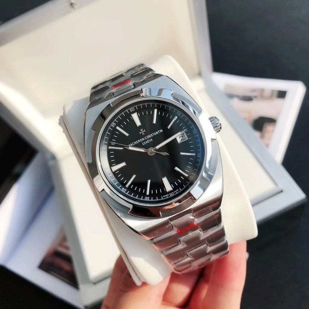 Reloj de acero inoxidable Vacheron Constantin con esfera negra