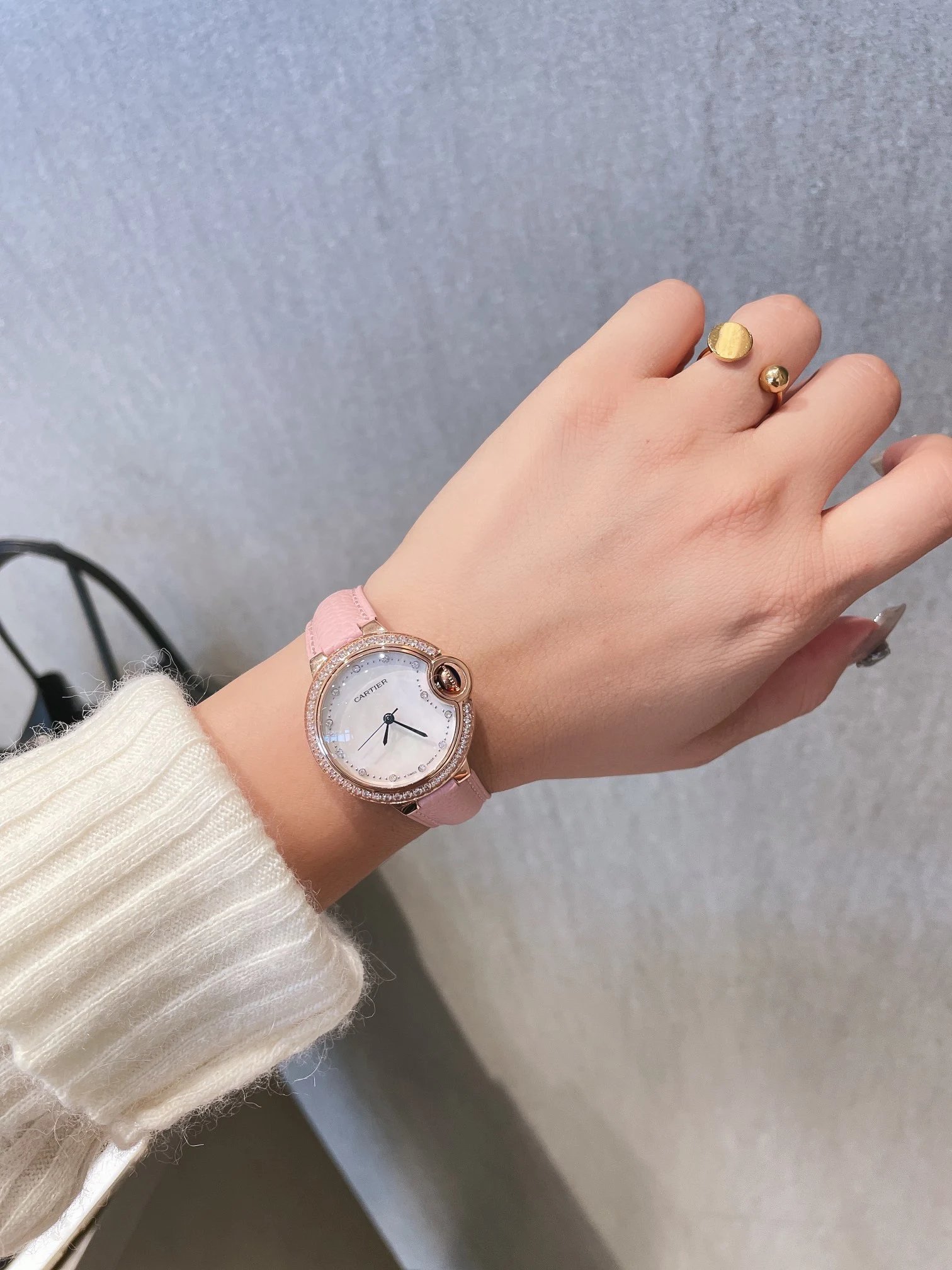 Cartier Ballon Bleu Quartz Watch 33mm Ver.B — Photo 7