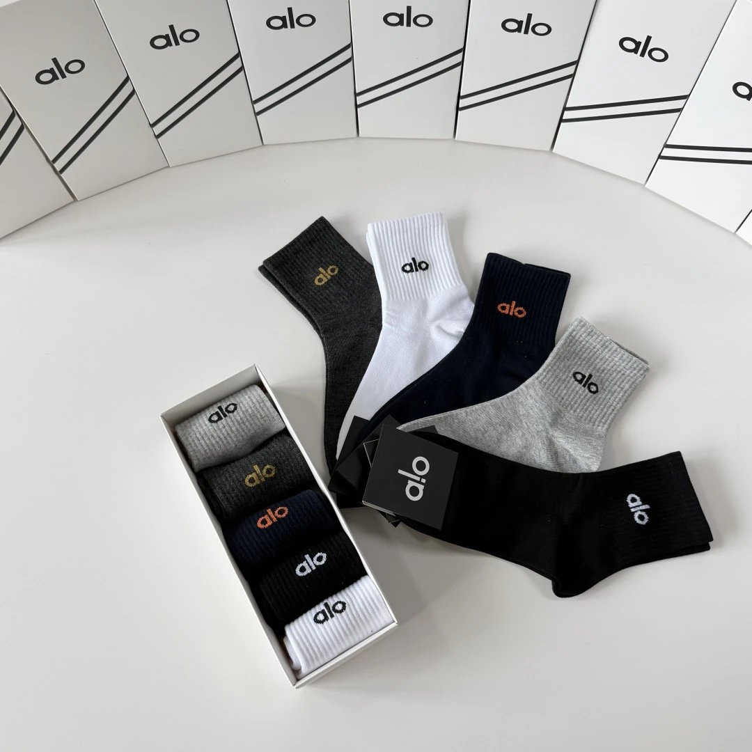 ALO Crew Socks 5-Pair Box Ver.A — QC