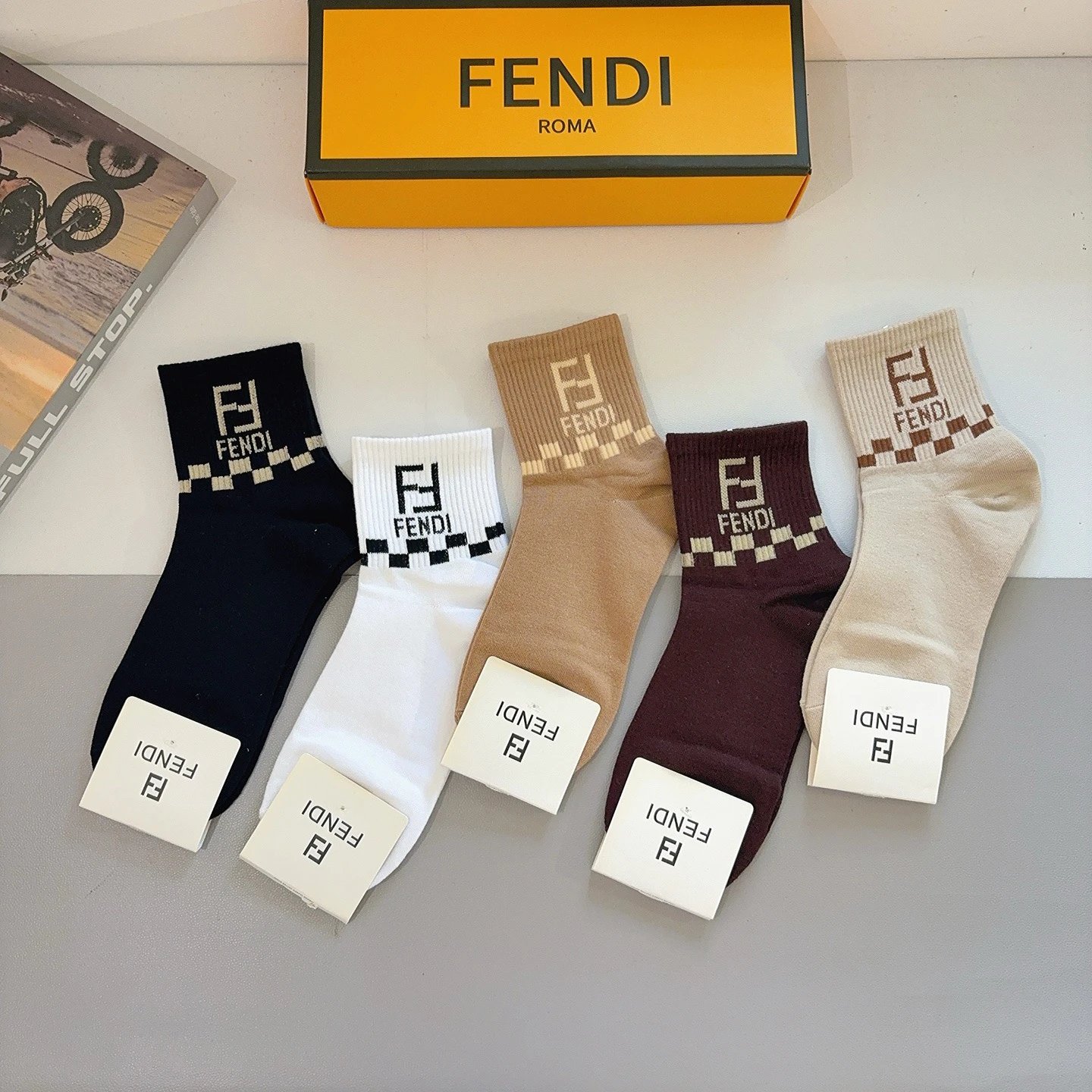 Fendi Crew Cotton Socks Ver.A — photo 9