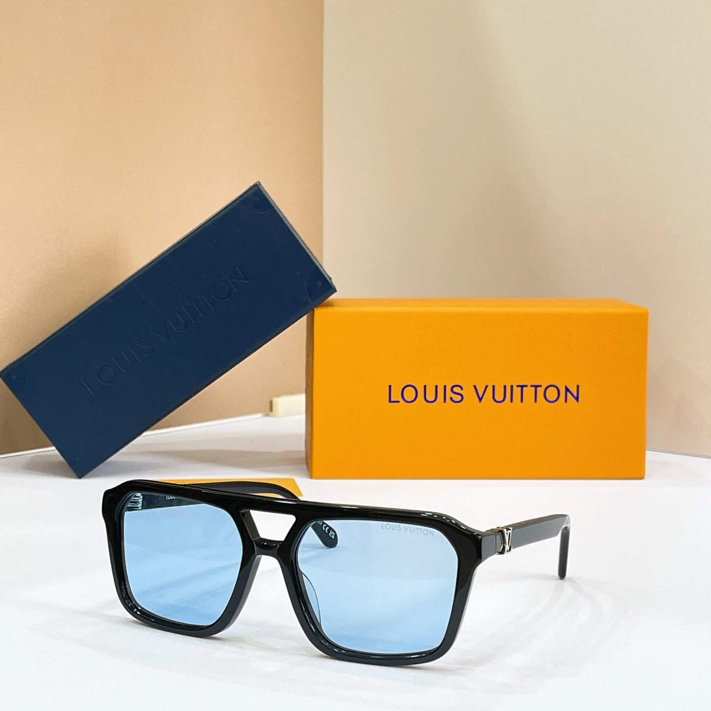 Louis Vuitton Sunglasses Ver.B — photo 6