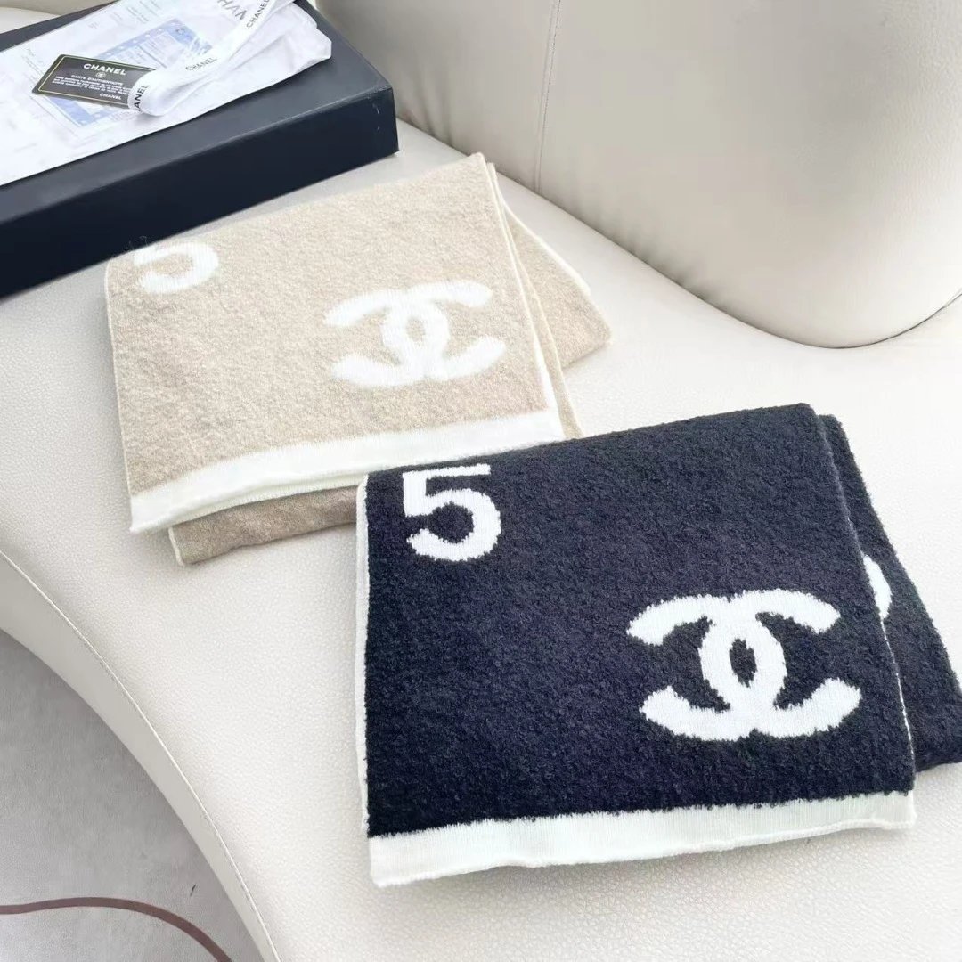 Chanel Cashmere Scarf Ver.C — QC