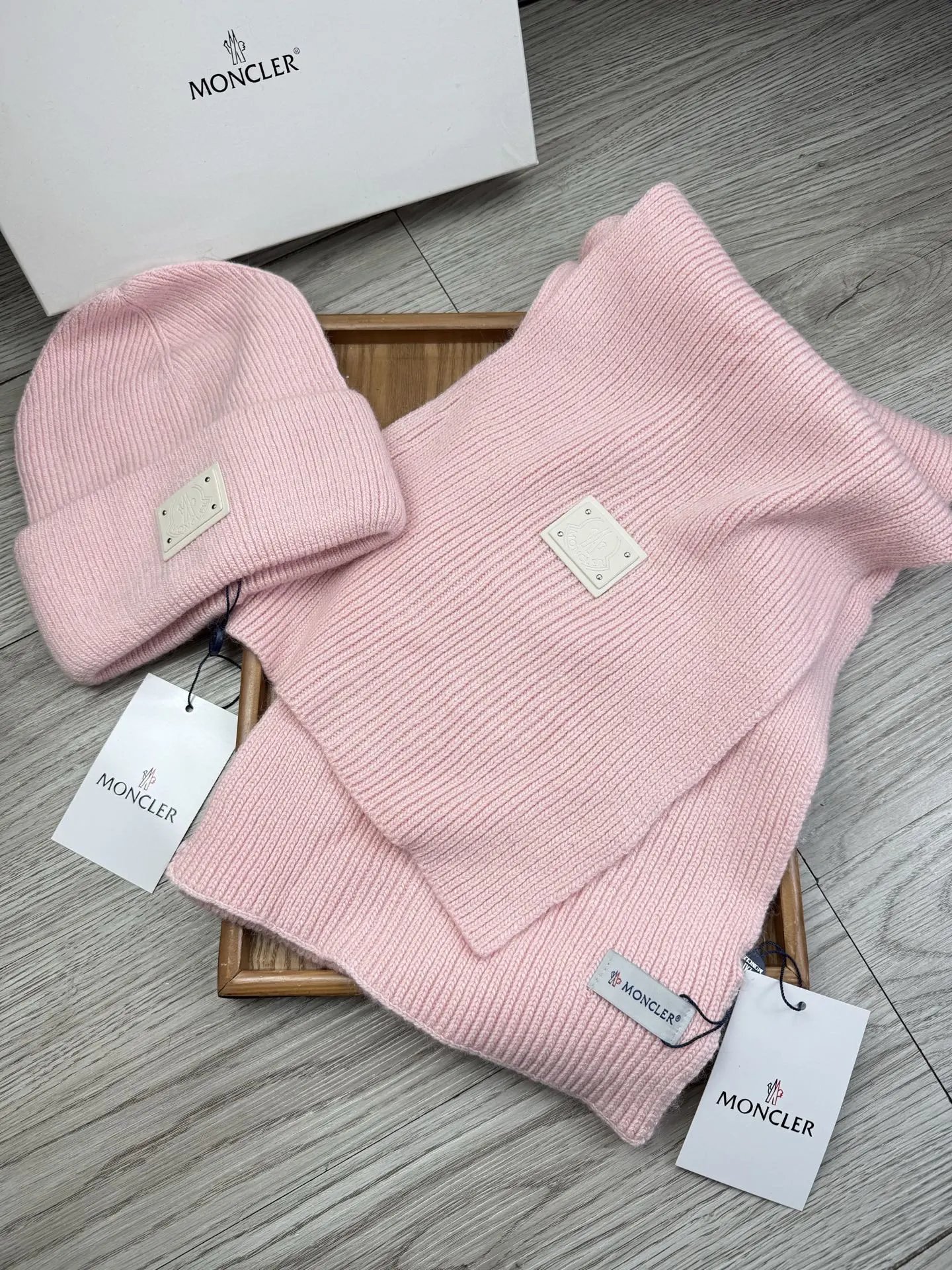 Moncler Wool Rabbit Fur Scarf & Hat Set Ver.D — QC