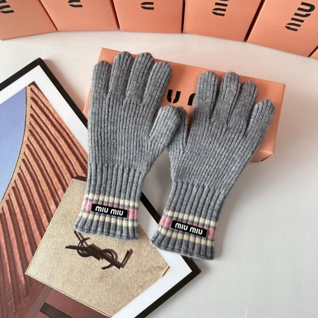 Miu Miu Gloves Ver.B — Photo 5