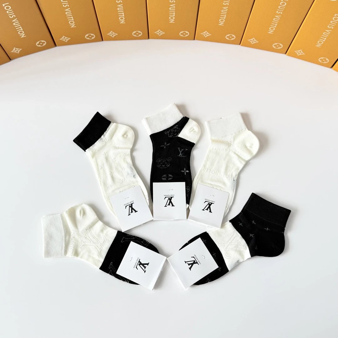 Louis Vuitton Quarter Socks 5-Pair Box Ver.C — photo 3