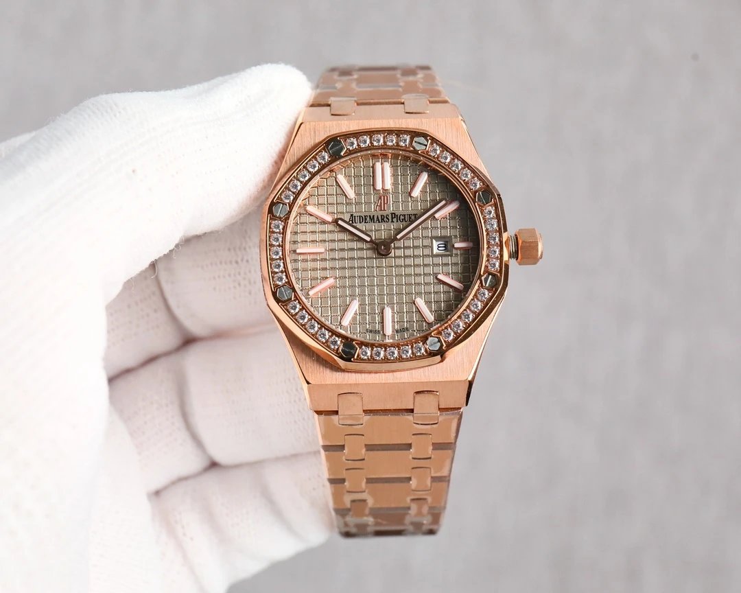 Audemars Piguet Royal Oak Quartz Ladies Watch 33mm Ver.A — photo 3