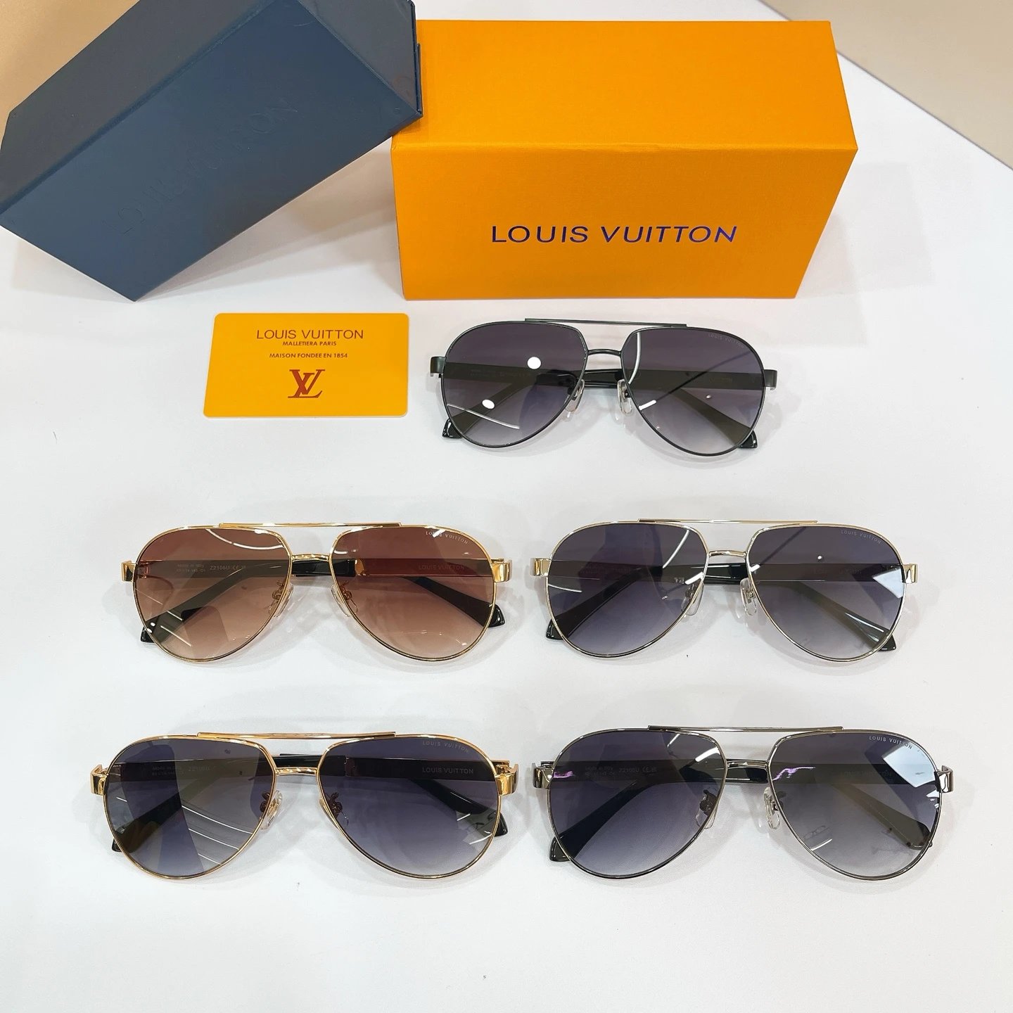 Louis Vuitton Z2106U Sunglasses 60-14-145 — QC