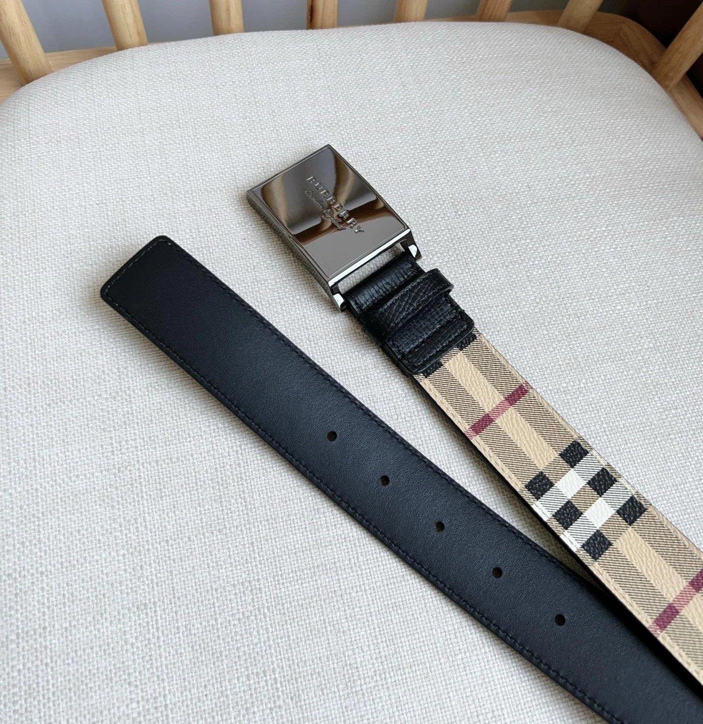 Burberry Reversible Belt — QC