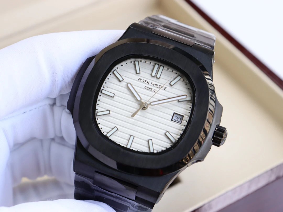 Patek Philippe Nautilus Automatic Watch Ver.A — QC