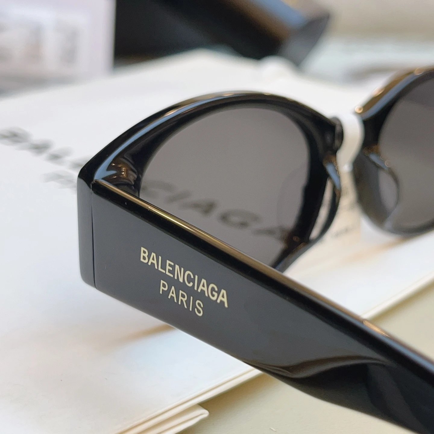 Balenciaga Sunglasses Ver.B — photo 7