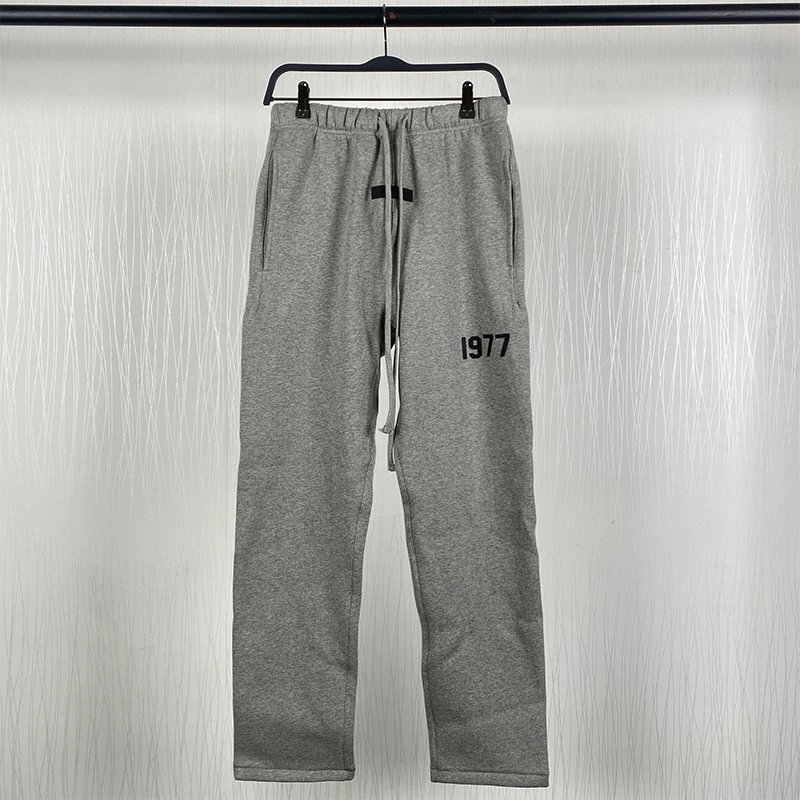 Fear of God Essentials 1977 Sweatpants Relaxed Heather Grey