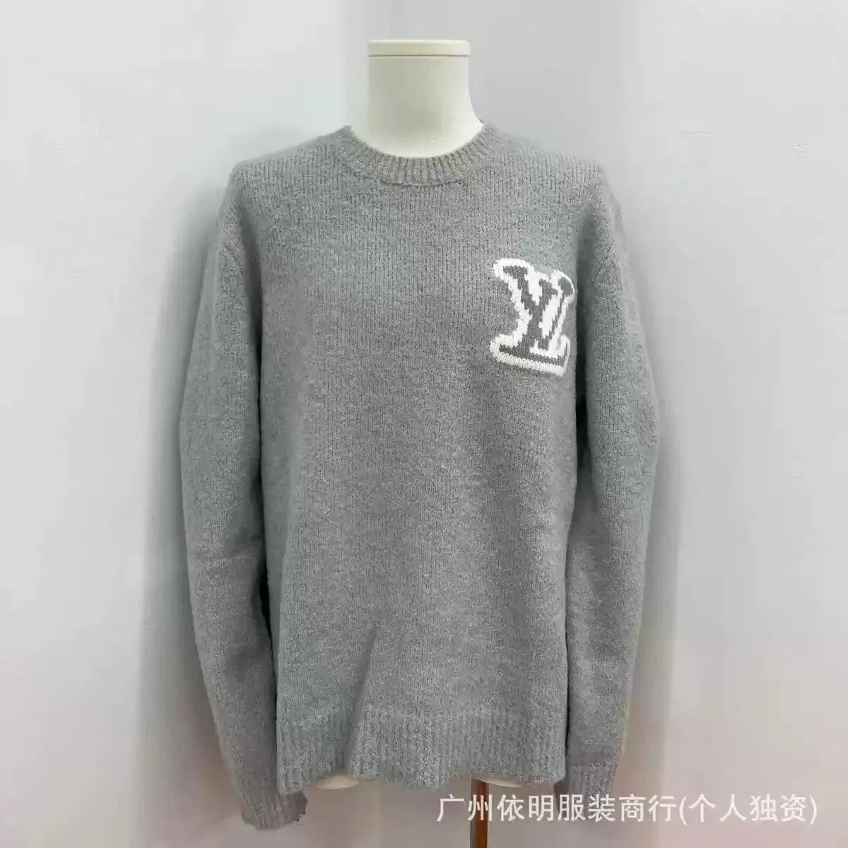 Burberry Hoodies & Sweatshirts Equestrian Knight logo crewneck sweatshirt image 9