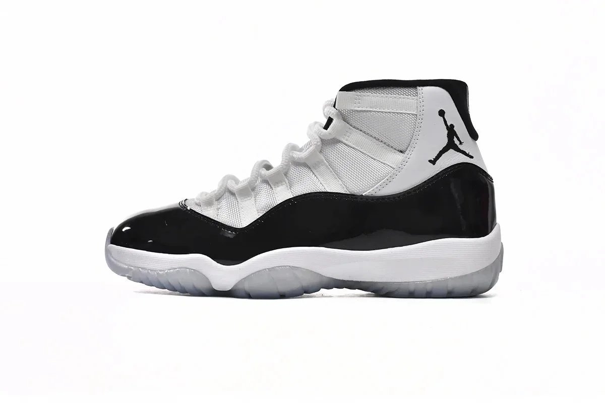 Air Jordan 11 Sneakers