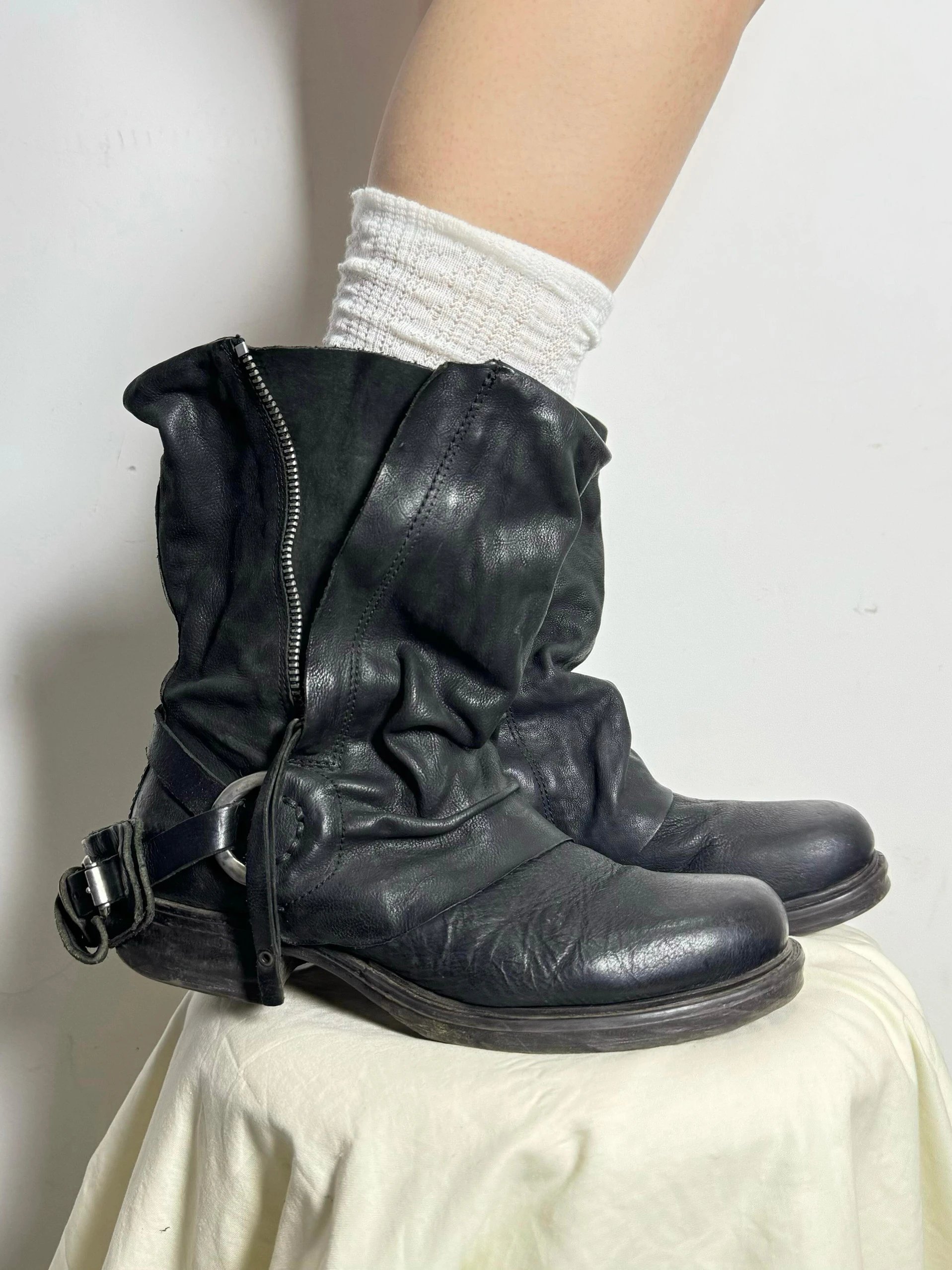 Dark Retro Western Knight Boots Men's and Women's Genuine Leather Washed Cowhide Made Old Long Boots Middle aged Folded Punk Martin Boots TM1053755320300