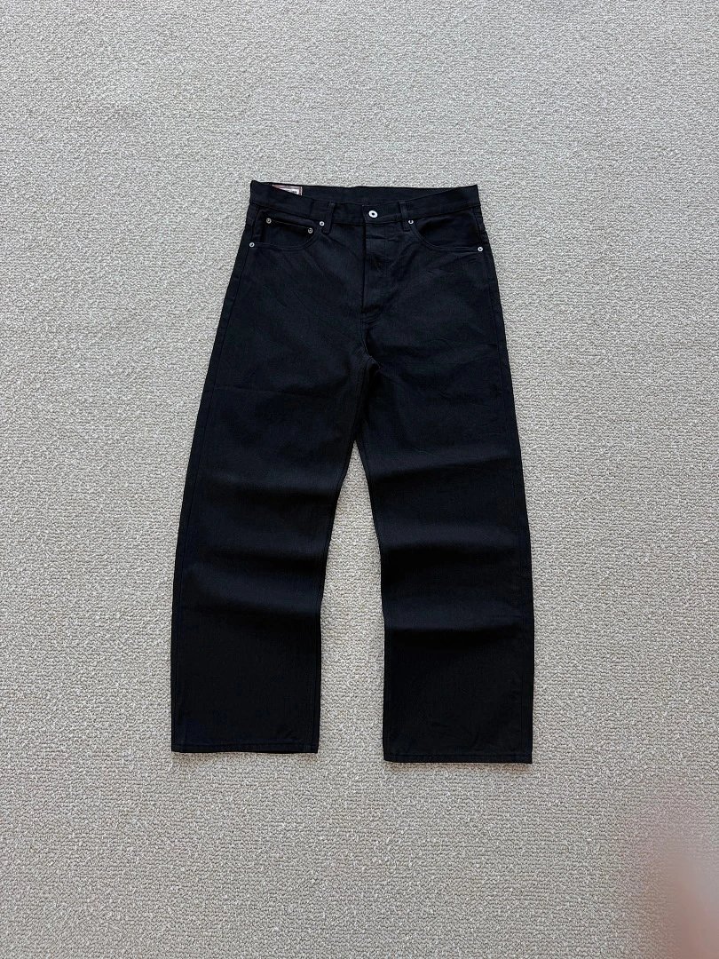 YM Diamond studded Black Jeans TM1066645632954