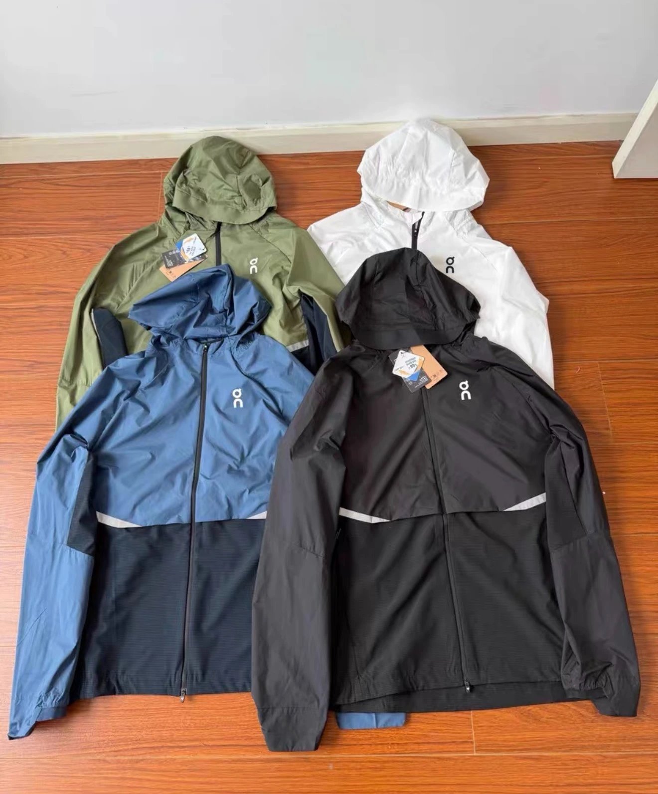 On Jackets Hooded Full-Zip Running Jacket image 7