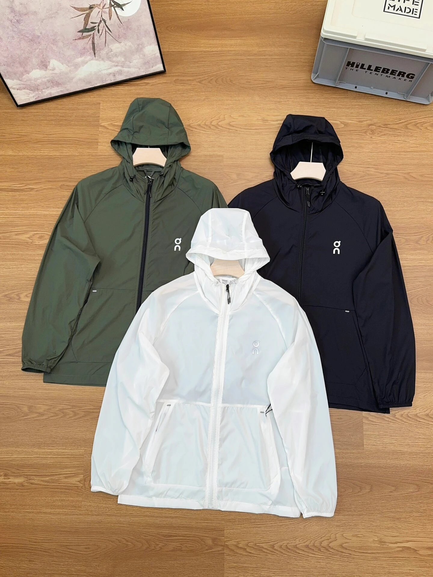 On Jackets Hooded Full-Zip Running Jacket image 5