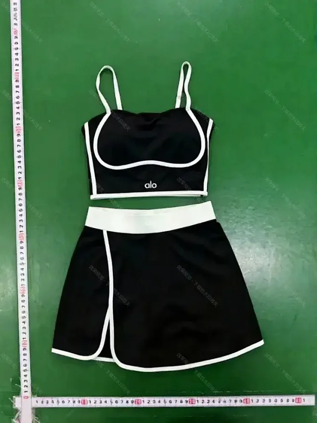Alo Matching Sets Contrast-Trim Crop Top and Wrap-Style Skirt Set product detail image 2